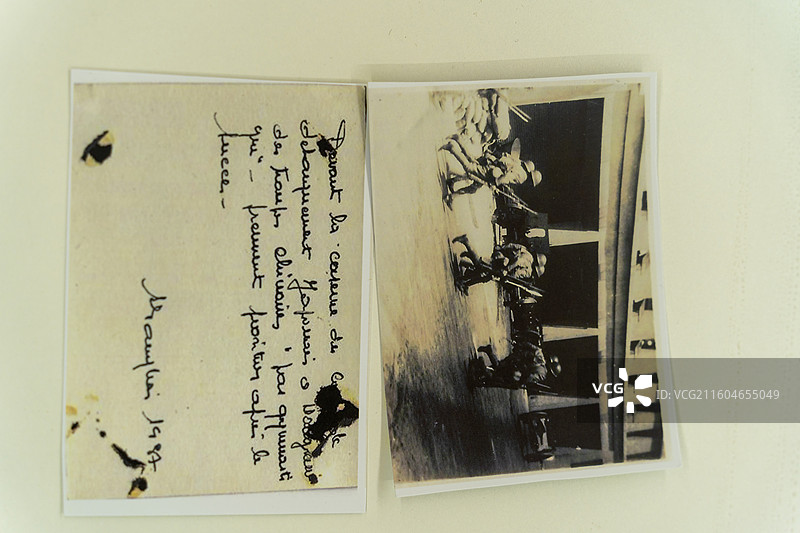 四川成都马库斯和松杰的朋友们和平小屋展出的二战时期照片图片素材