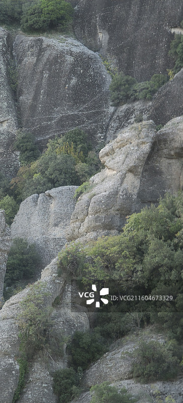 希腊色萨利大区特里卡拉州～天空之城·梅黛奥拉-矗立的巨型砂岩柱图片素材