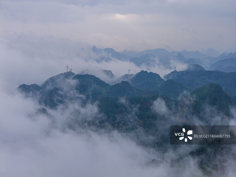六盘水钟山区梅花山云海云雾缭绕图片素材