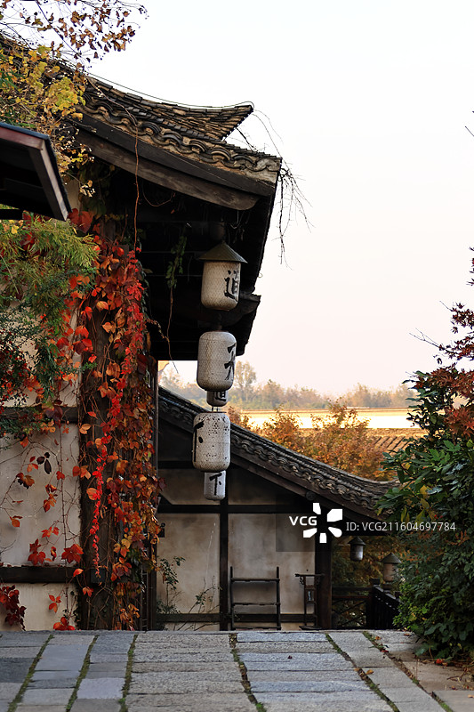 秋天的东方盐湖城景区图片素材