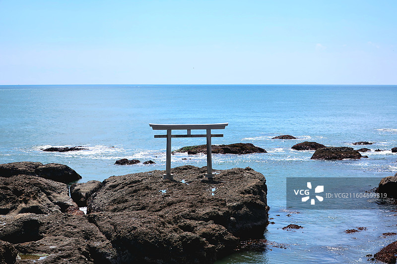 日本茨城县东茨城郡大洗町，大洗磯前神社的海中鸟居图片素材