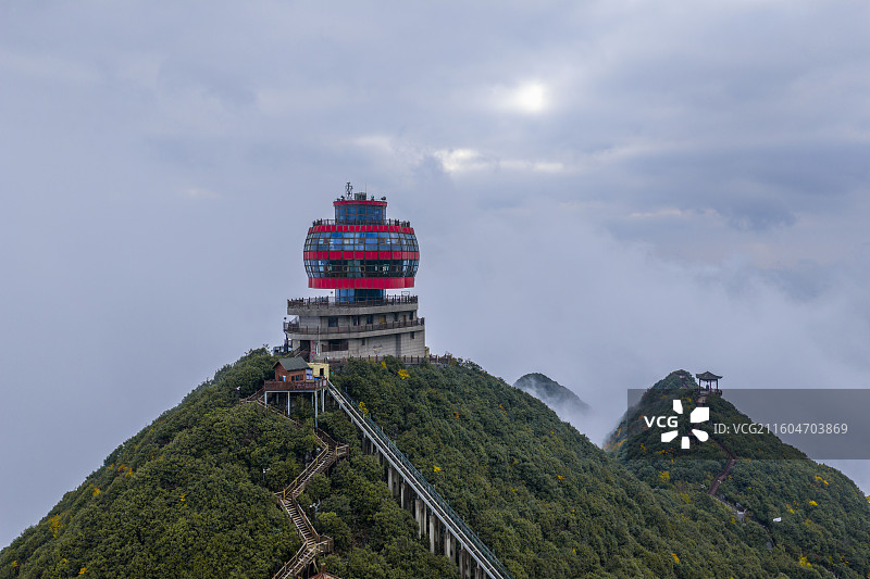 六盘水钟山区梅花山云海云雾缭绕图片素材