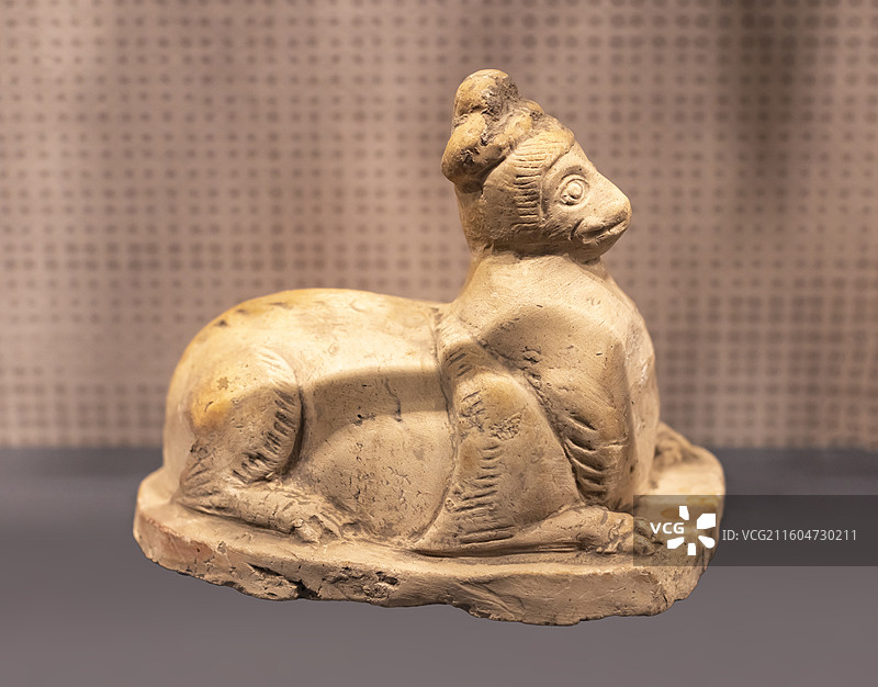 异形陶兽 唐 文安县麻各庄董满墓 廊坊博物馆图片素材