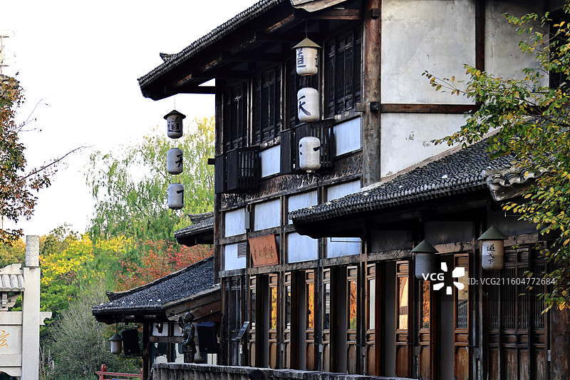 秋天的东方盐湖城景区图片素材