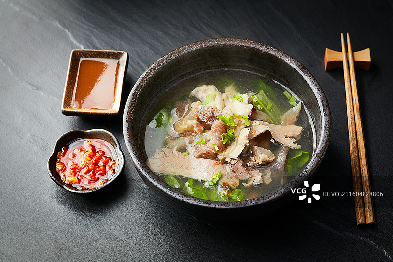 鲜牛杂汤图片素材