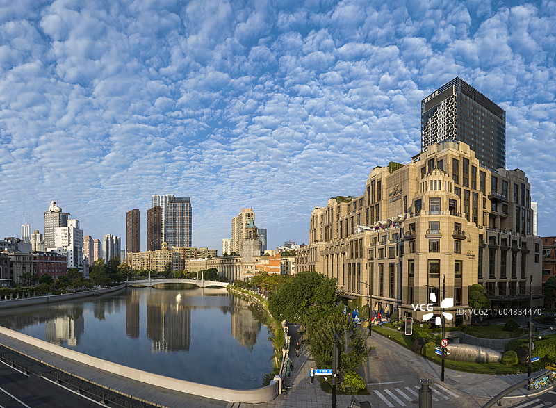 上海苏州河畔图片素材