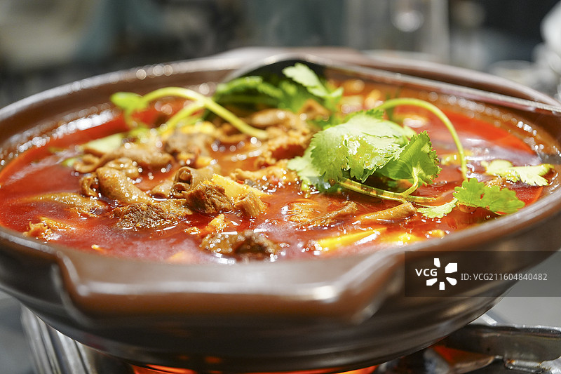 牛三鲜，宜昌牛三鲜，牛杂煲，牛杂，砂锅牛杂，热菜，烧菜，宜昌菜，湖北菜，鄂菜，美食，美味，大众菜图片素材