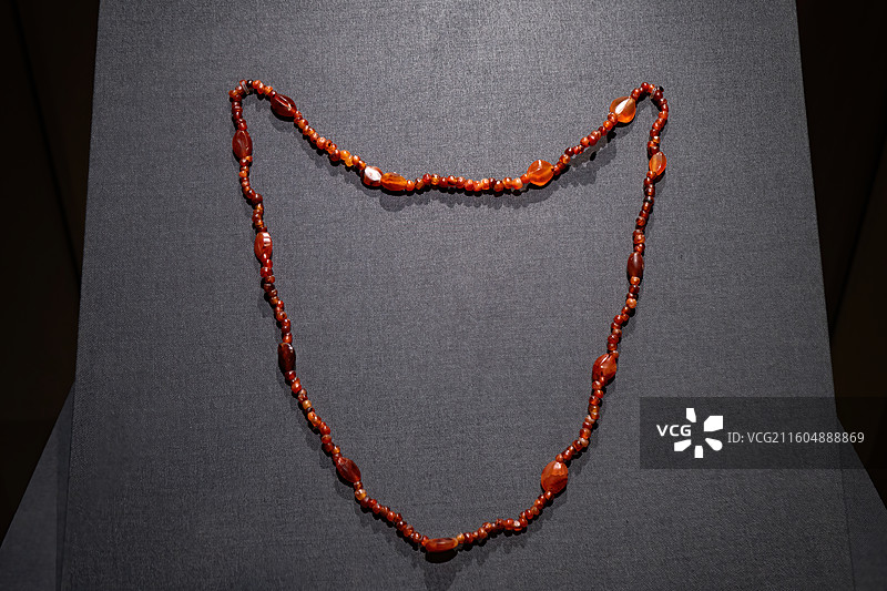 希俄斯岛古迹管理局藏红玉髓项链图片素材