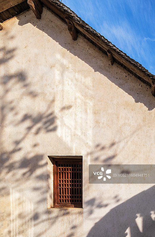 墙窗栖影（华阳古镇）图片素材