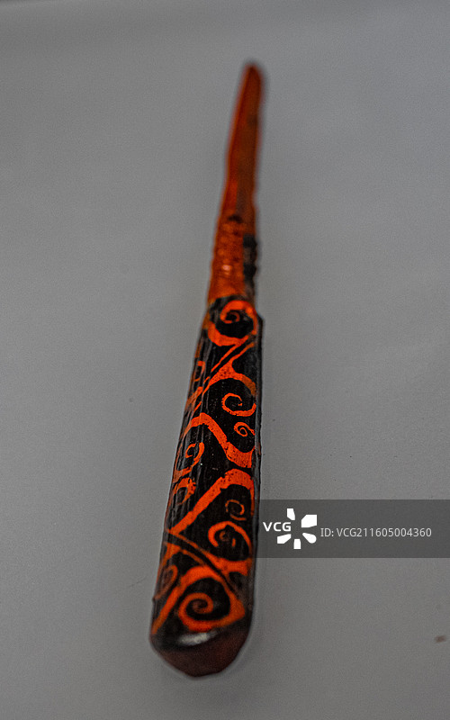 战国 漆扇柄 1993年沙洋郭店一号楚墓出土 荆门博物馆图片素材