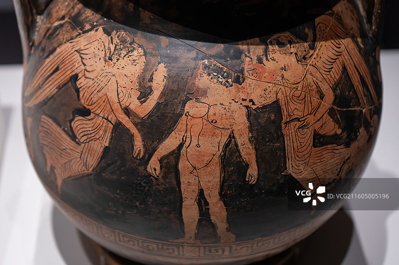阿尔塔考古博物馆藏红绘陶瓶图片素材