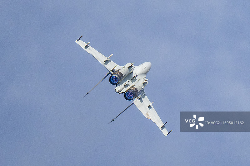 2025长春航空展，歼-16战斗机。图片素材