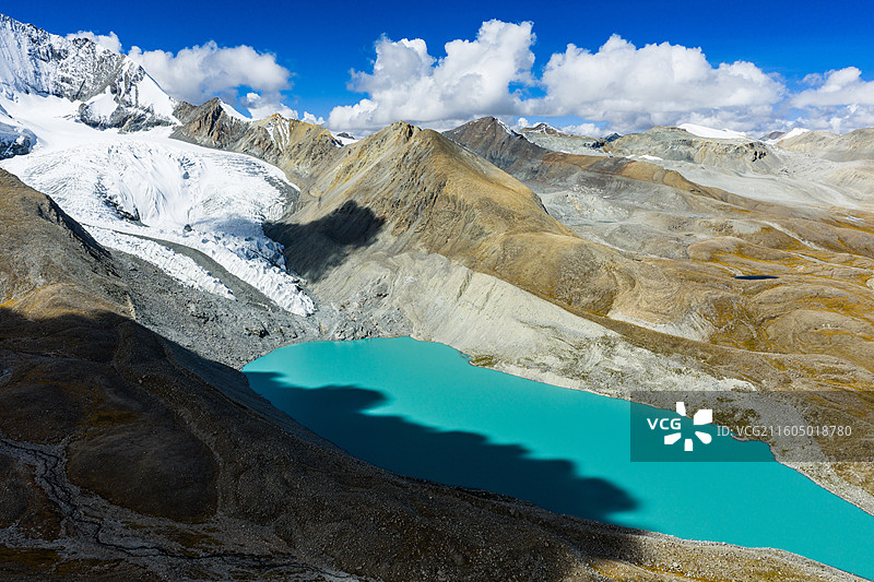 西藏冷布岗日峰图片素材