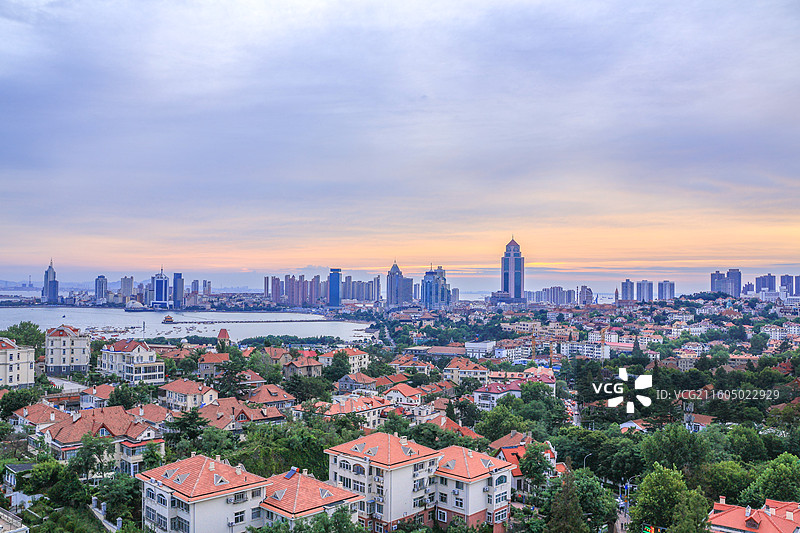 青岛 小鱼山 晚霞 日落图片素材