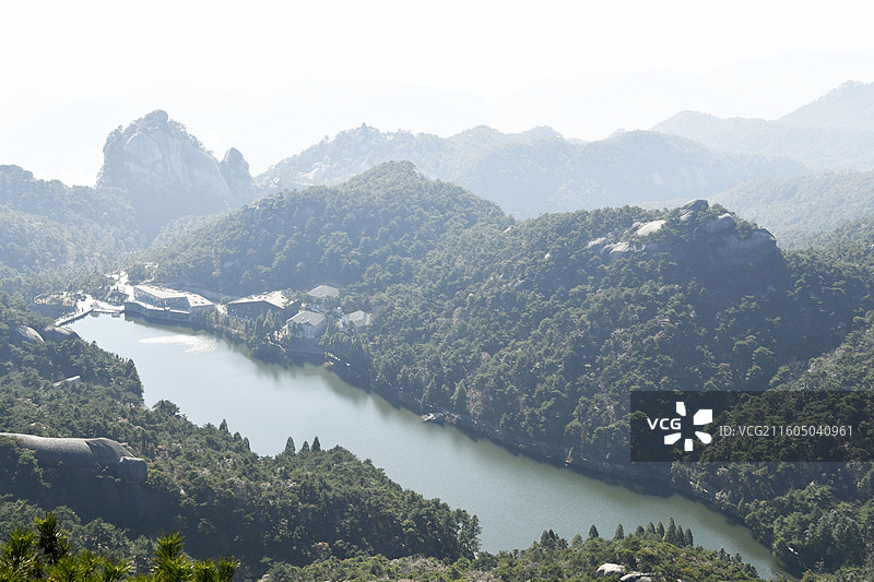 安徽高山湖天柱山景区炼丹湖风光图片素材