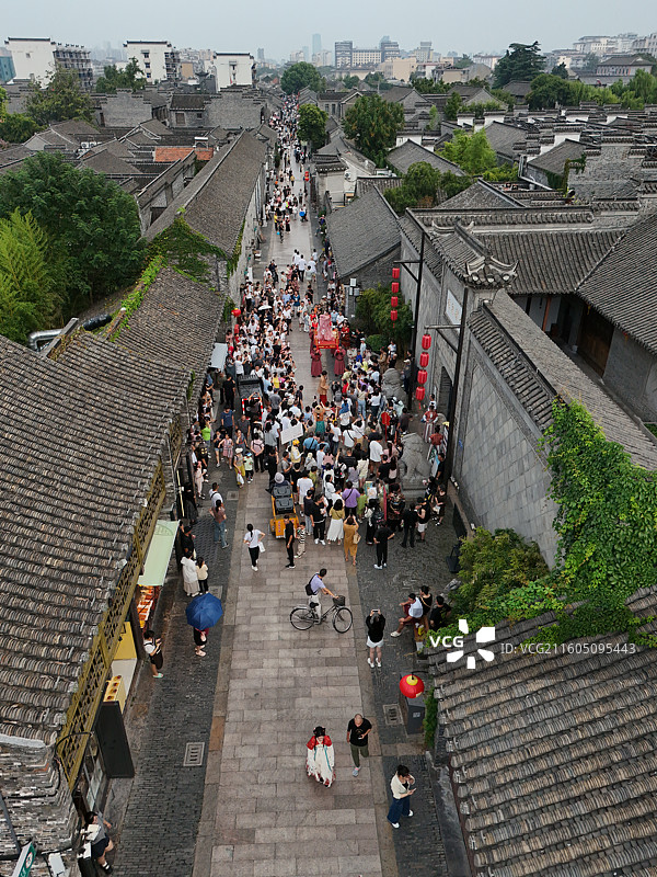 扬州东关街航拍图片素材