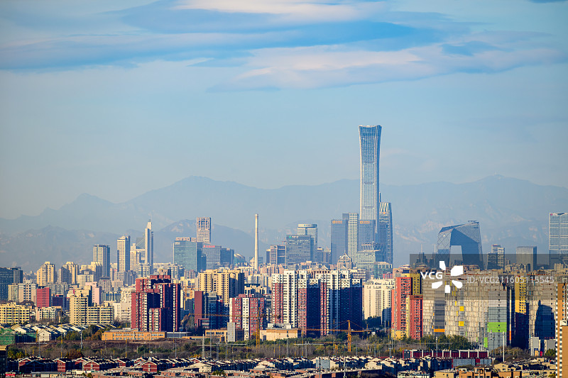 北京城市天际线：朝阳区国贸CBD，可见中国尊（中信大厦）、央视大楼等地标建筑。图片素材