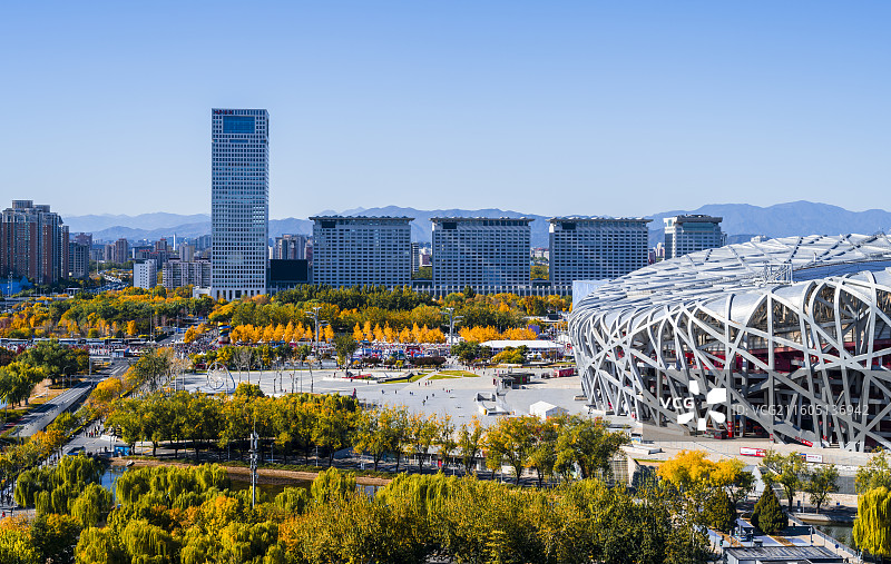 北京鸟巢国家体育场秋景图片素材