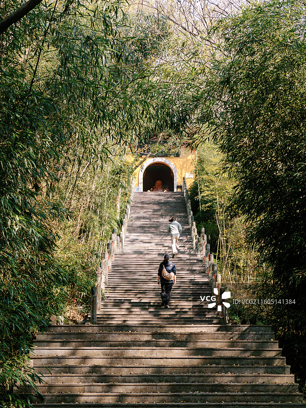 淮安文旅铁山寺国家森林公园内铁山禅寺朝拜多视角组图图片素材