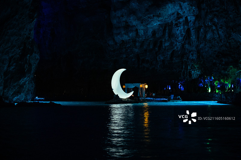 宜宾 兴文石海 溶洞景观 地狱景观 地下河图片素材