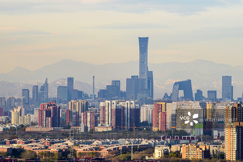 北京城市天际线：朝阳区国贸CBD，可见中国尊（中信大厦）、央视大楼等地标建筑。图片素材