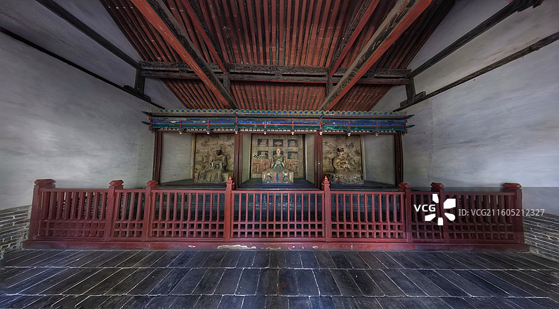 太原晋祠三圣祠坐南朝北，建于清乾隆二年，面阔三间，供奉药王、真君、黑龙王，具江南园林风格。图片素材