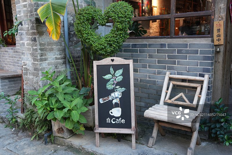 桂林兴坪古镇扫街图片素材