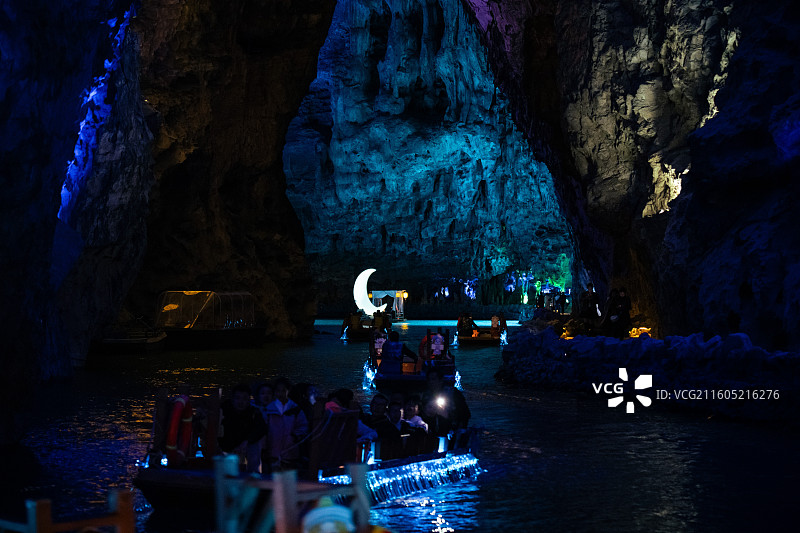 宜宾 兴文石海 溶洞景观 地狱景观 地下河图片素材