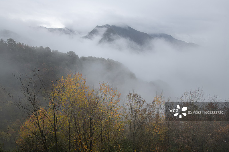重庆城口县河鱼乡大巴山秋季自然风光图片素材