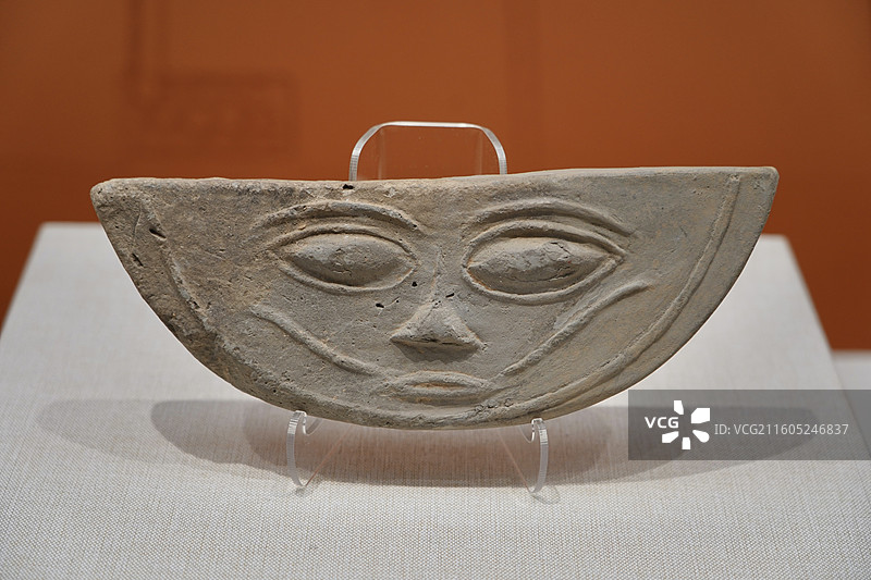 十六国后赵·人面纹瓦当图片素材