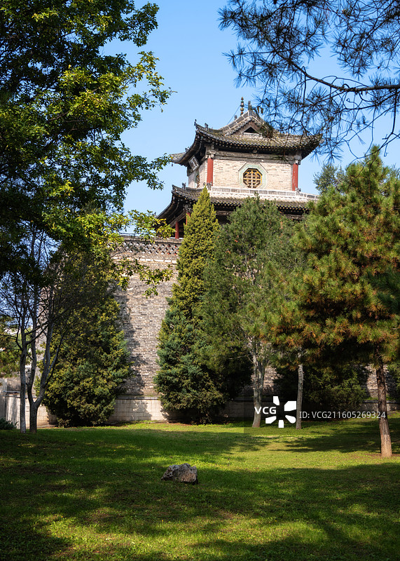 山西长治潞州区上党门潞安府衙大门图片素材