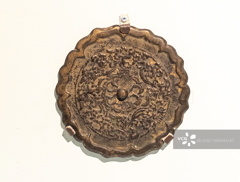 “闻喜”花卉纹铜镜 金 中国国家博物馆图片素材