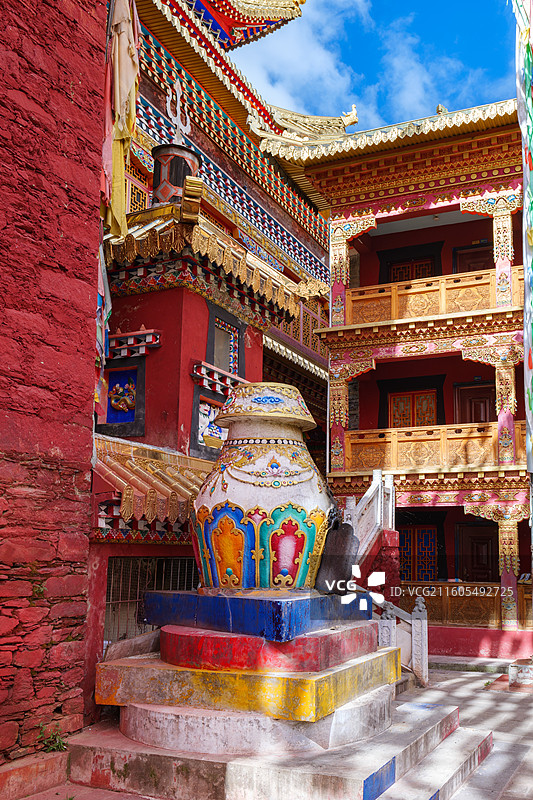 四川甘孜州康定金刚寺图片素材