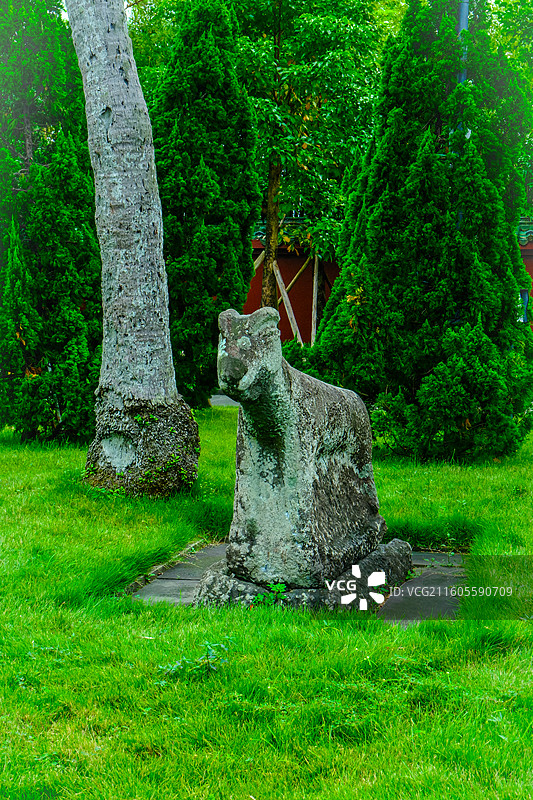 中国海南省海瑞文化公园海瑞墓园 ，海瑞墓园大门、神道、石像生、明海中介公谕祭碑、皇明敕葬碑图片素材