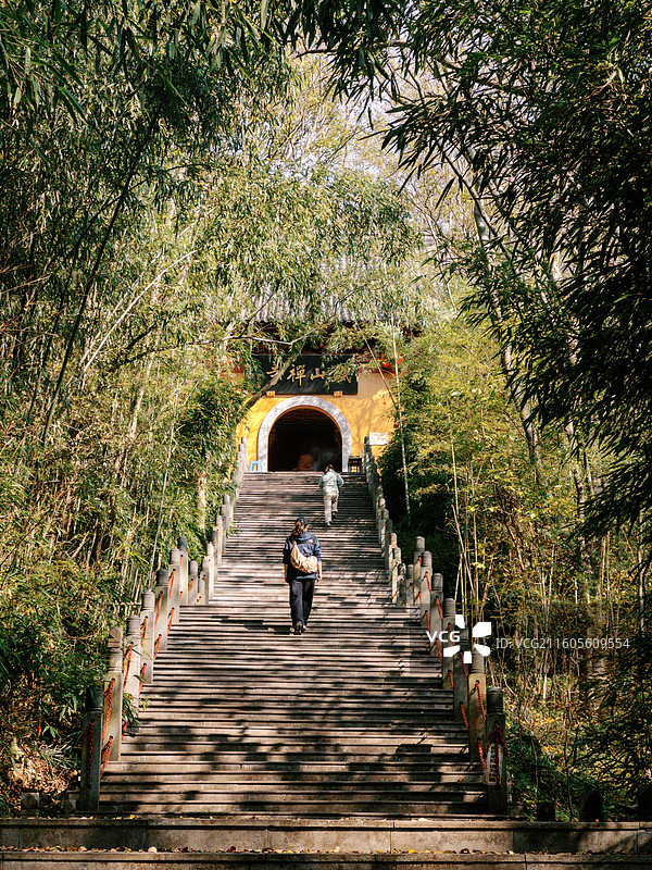 淮安文旅铁山寺国家森林公园内铁山禅寺朝拜多视角组图图片素材