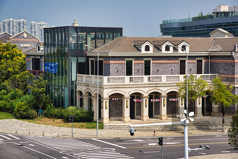 中国湖南省省会长沙市长沙县国际会展中心附近城市建筑和城市风光图片素材