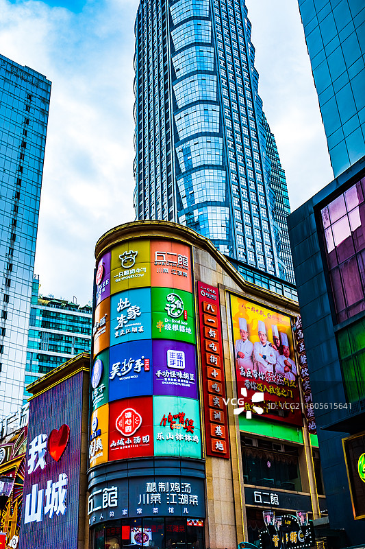 重庆建筑街景，山城层叠的立体诗篇图片素材