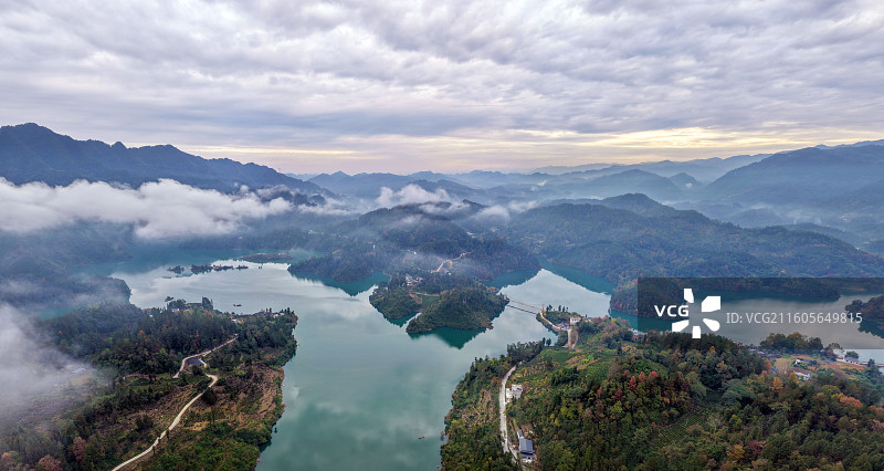 宣恩贡水河湿地桐子营水库风光图片素材