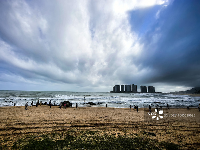 中国海南省万宁市日月湾景区，万宁日月湾海门石景区图片素材