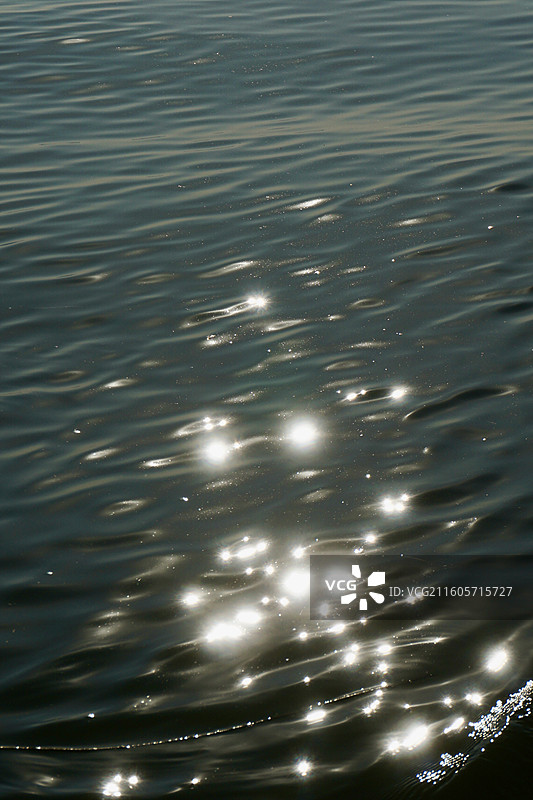 江苏宿迁：波光粼粼的骆马湖图片素材