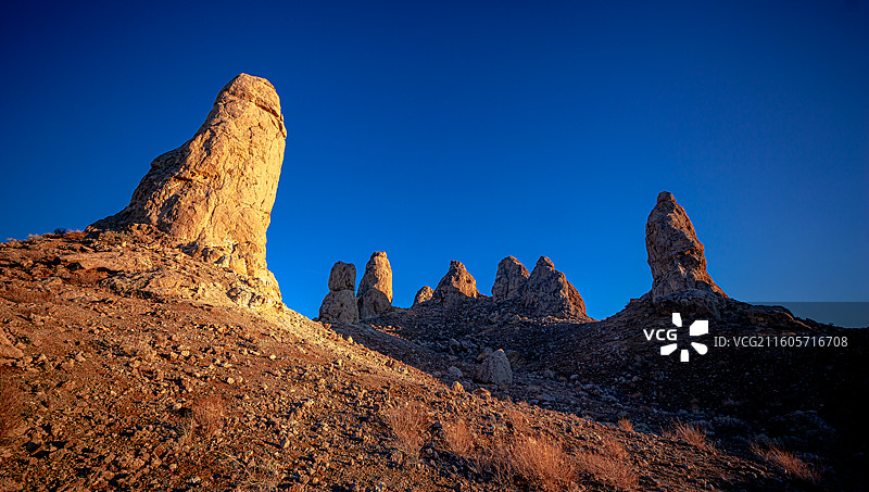 特罗纳尖峰景色图片素材