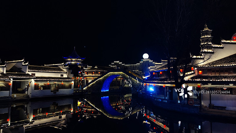 犁桥水镇夜景图片素材