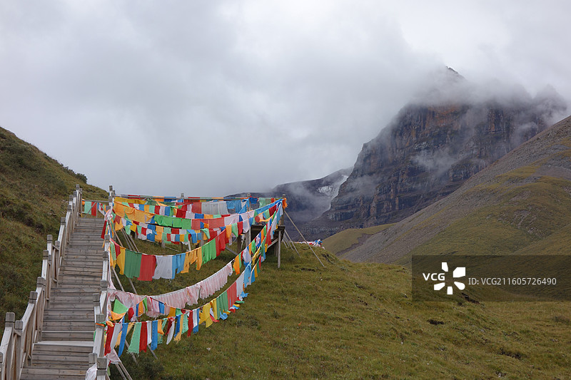 青海省玉树州尕朵觉沃神山尕朵觉悟神山嘎朵觉悟神山图片素材