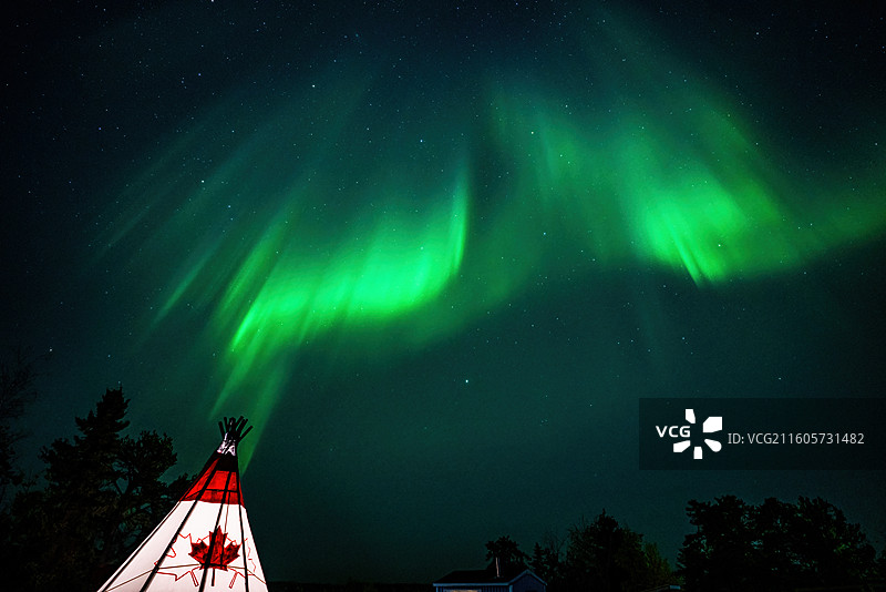 彩带飞舞，灵光绽放图片素材