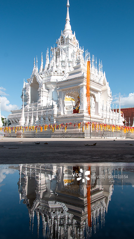 西双版纳般若寺倒影图片素材