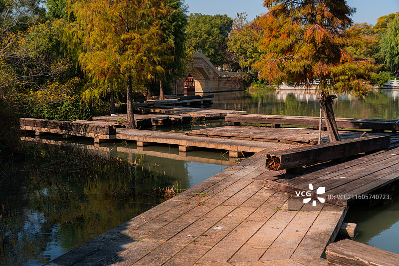 富林桥和钱公栈道图片素材