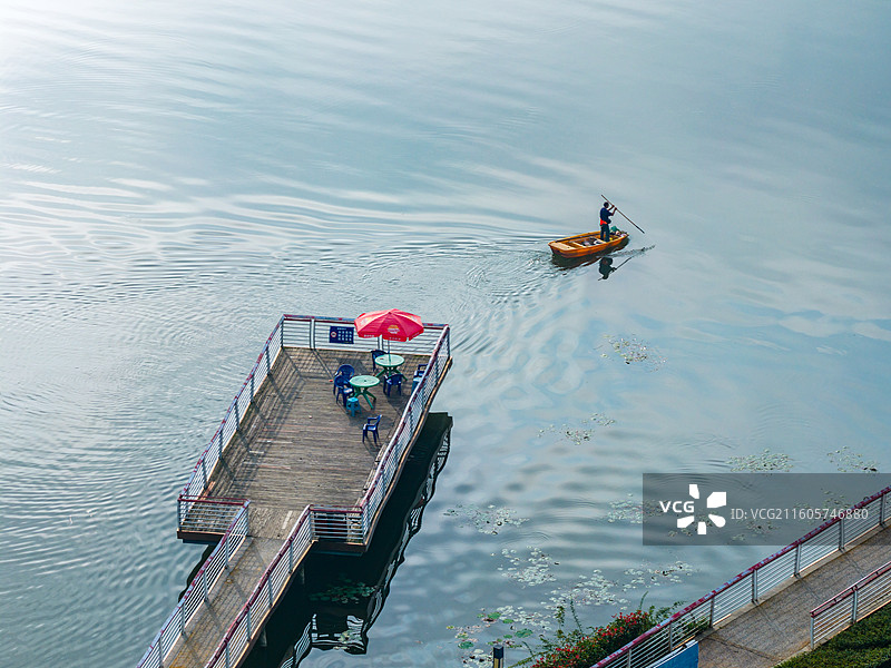 四川省凉山州雷波县乐水湖城市公园风光图片素材