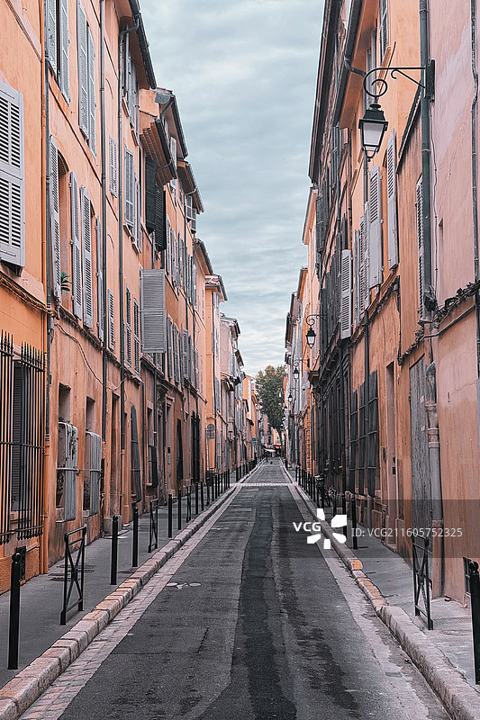 普罗旺斯艾克斯、小镇街道图片素材