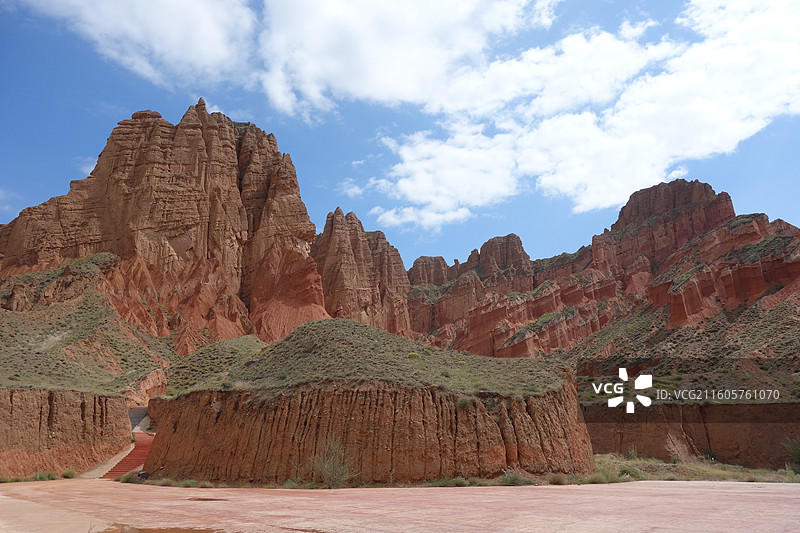 青海省海南州贵德县贵德丹霞阿什贡丹霞图片素材