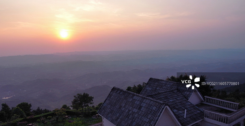 重庆玉峰山的落日时分图片素材